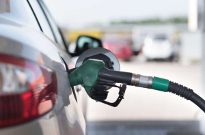 ''Έπιασε'' το 1.96 ευρώ  η αμόλυβδη βενζίνη  στη Λ. Μαραθώνος