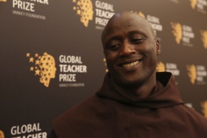 Ένας Κενυάτης  ο καλύτερος δάσκαλος  του πλανήτη (εικόνες)