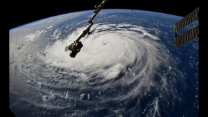 Ο τυφώνας &#039;&#039;Ησαίας&#039;&#039; <br> έπληξε το <br> Πουέρτο Ρίκο (βίντεο)