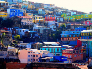 Αυτές είναι οι 10 πιό  χρωματιστές πόλεις  του πλανήτη (εικόνες)