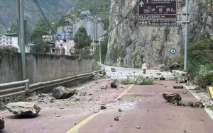 Δεκάδες νεκροί, τραυματίες <br> και αγνοούμενοι από <br> το σεισμό στη Σετσουάν