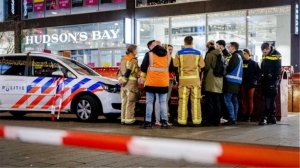 Τρόμος στην Ευρώπη <br> Επιθέσεις με μαχαίρι <br> σε Λονδίνο και Χάγη