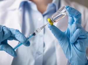 Πρώτα δημοσιεύματα <br> για τις τιμές του <br> εμβολίου για τον ιό