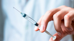 Σύγχυση με το <br> αντιγριπικό εμβόλιο <br> και το τεστ κορωνοιού