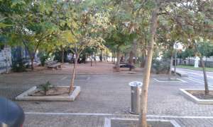 Άβατο πρεζάκηδων <br> το πάρκο στην <br> οδό Μασσαλίας