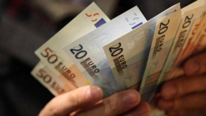 Στα 780 ευρώ ο  κατώτατος μισθός  από την 1η Απριλίου