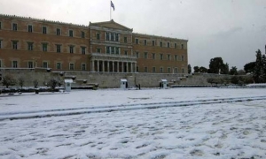 Χιόνια στο κέντρο <br> της Αθήνας &#039;&#039;βλέπει&#039;&#039; <br> ο Γιάννης Καλλιάνος