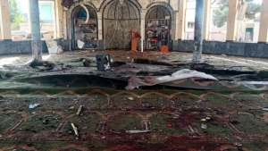 32 νεκροί και 53 <br> τραυματίες από βομβιστική <br> επίθεση σε τζαμί
