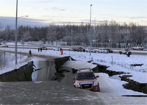Βιβλική καταστροφή <br> στην Αλάσκα από <br> σεισμό 7,2 ρίχτερ
