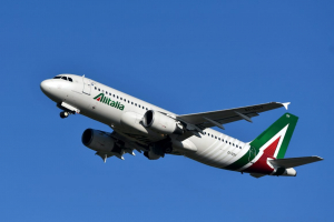 Τέλος από την Παρασκευή  η Alitalia Τι θα  γίνει με τα εισιτήρια