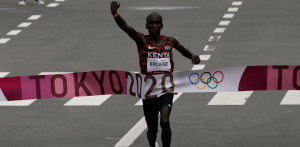 Νικητής ο Κενυάτης <br> Κιπτσόγκε στον Μαραθώνιο <br> του Τόκιο