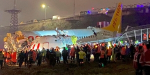 Από θαύμα σώθηκαν <br> οι επιβάτες του <br> αεροσκάφους στην Τουρκία