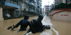 40 νεκροί από <br> πλημμύρες και <br> κατολισθήσεις στο Νεπάλ