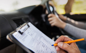 Αναστέλλονται οι  εξετάσεις άδειας  οδήγησης για 14 ημέρες