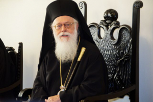 Εξιτήριο για τον <br> Αρχιεπίσκοπο Αλβανίας <br> Αναστάσιο