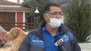 Ελασσόνα Σκυλί <br> διαισθάνθηκε τον σεισμό <br> Έβγαλε έξω την οικογένεια
