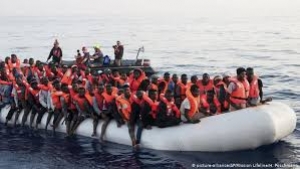 5.800 μετανάστες <br> τον Αύγουστο <br> στα Ελληνικά νησιά