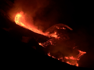 &#039;&#039;Ξύπνησε&#039;&#039; το <br> ηφαίστειο Κιλαουέα <br> στη Χαβάη (video)