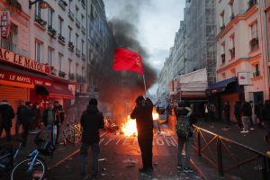 Πεδίο μάχης το <br> Παρίσι μετά τη <br> δολοφονία των Κούρδων