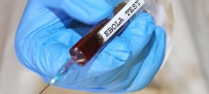Παγκόσμιος '''συναγερμός''  για τον ιό  Έμπολα