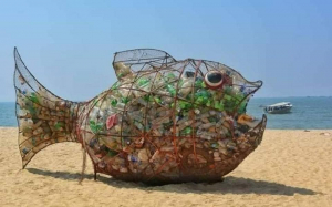 Η παραλία με την <br> ωραιότερη ανακύκλωση <br> στον πλανήτη (εικόνα)
