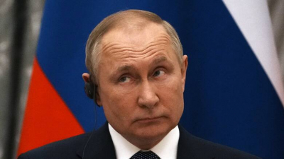 Τελικά μπλόφαρε <br> ο Πούτιν Αποχωρούν <br> τα Ρωσικά στρατεύματα