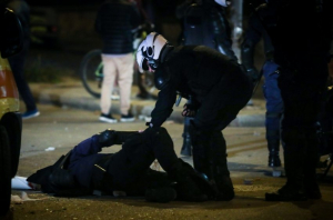 Σοκάρει η κατάθεση του <br> 28χρονου αστυνομικού <br> που σώθηκε στη Ν. Σμύρνη
