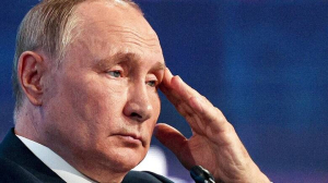 Βλαντιμίρ Πούτιν: <br> Η Ρωσία <br> είναι ανίκητη
