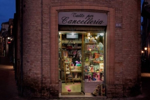 Τα γραφικά μαγαζάκια <br> που χάνονται στα <br> Ιταλικά σοκάκια