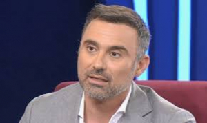 Ο Γιώργος Καπουτζίδης <br> μιλά για την <br> ομοφυλοφιλία του