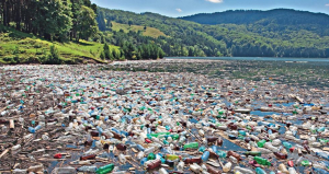 Τα πλαστικά απειλούν <br> το &#039;&#039;πράσινο&#039;&#039; μέλλον <br> του πλανήτη μας