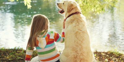 Τα παιδιά που μεγαλώνουν <br> με σκυλί έχουν <br> καλύτερη συμπεριφορά