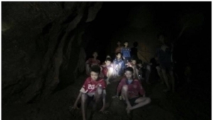 Εφιάλτης για τα <br> παγιδευμένα παιδιά σε <br> σπηλιά στην Ταυλάνδη