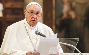 Πάπας Φραγκίσκος: <br> Η Μεσόγειος κοιμητήριο <br> χωρίς επιγραφές