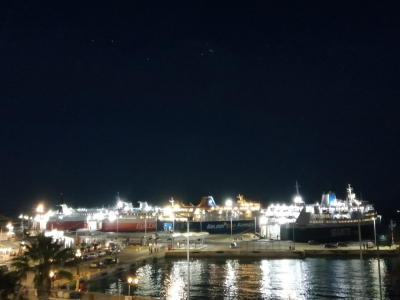 Λιμάνι Ραφήνας <br> by night <br> Πλοία και φώτα