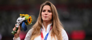 25χρονη Ολυμπιονίκης  πούλησε το μετάλλιο της για  να εγχειριστεί παιδάκι