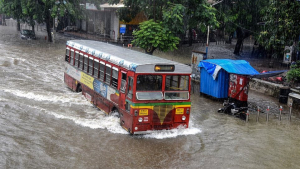 189 νεκροί και δεκάδες  αγνοούμενοι από  πλημμύρες στην Ινδία