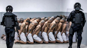 Αυτή είναι η πιο <br> σκληρή φυλακή cecot <br> στον πλανήτη (εικόνες)