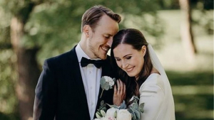 Παντρεύτηκε τον Μάρκους <br> Ραικόνεν η 34χρονη <br> Φινλανδή πρωθυπουργός