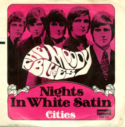 Όταν ο μουσικός πλανήτης <br> το 1967 υποκλίθηκε <br> στους Moody Blues (βίντεο)