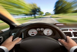 Κορωνοιός Προσοχή <br> στην οδήγηση λόγω <br> του υψηλού άγχους