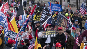 Διαδήλωση στην  Ουάσιγκτον για τη  ''νίκη'' του Τραμπ