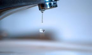 Πικέρμι Η ΕΥΔΑΠ <br> προσπαθεί για τη <br> βλάβη της υδροδότησης