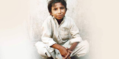 Η ασύλληπτη ιστορία <br> ζωής του παιδιού <br> σκλάβου Ικμπάλ Μασί
