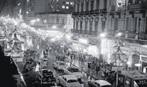 Η Αθήνα παραμονή <br> Πρωτοχρονιάς <br> το 1960 (εικόνα)