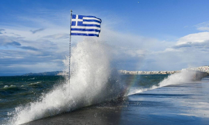 Bloomberg: <br> &#039;&#039;Οι ταπεινοί Έλληνες <br> νίκησαν τον ιό&#039;&#039;