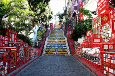 Δημόσιες σκάλες έχουν <br> μετατραπεί σε έργα τέχνης <br> σε όλο τον πλανήτη (εικόνες)