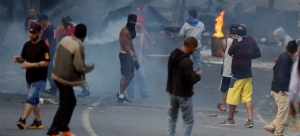 Δεκάδες νεκροί <br> στο χάος <br> της Βενεζουέλας