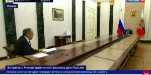 Ο Πούτιν έβαλε τον <br> Λαβρόφ σε ακόμη <br> μακρύτερο τραπέζι! (εικόνα)