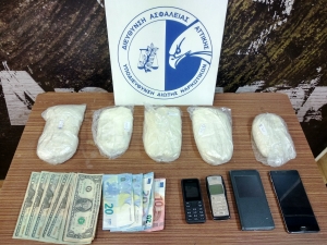 Συνελήφθη Βραζιλιάνα <br> με 1000 γραμμάρια <br> κοκαίνης στο στομάχι